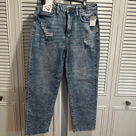 Windsor High Rise Distressed Blue Jeans - Picture 2 of 5